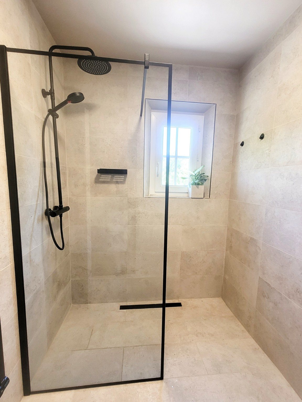 Badkamer met inloopdouche
